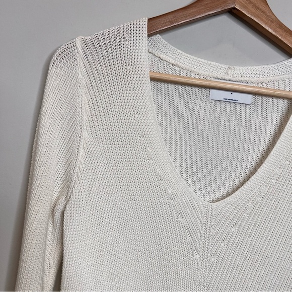 Old Navy Womens Size Medium Ivory V Neck Longline Tunic Sweater Casual Knit - Picture 3 of 11